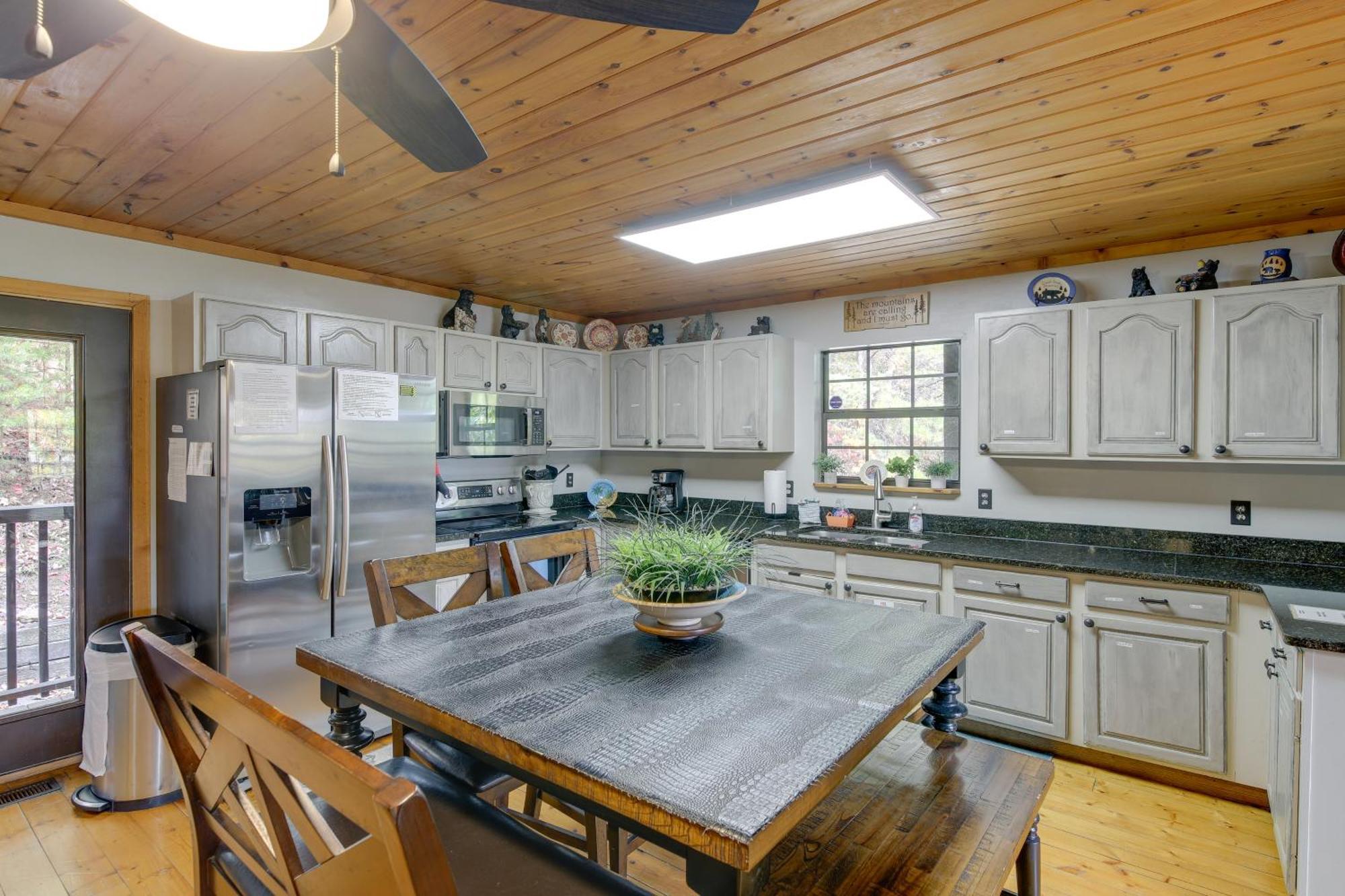 Above And Beyond Pigeon Forge Cabin With Prime Views! Zewnętrze zdjęcie