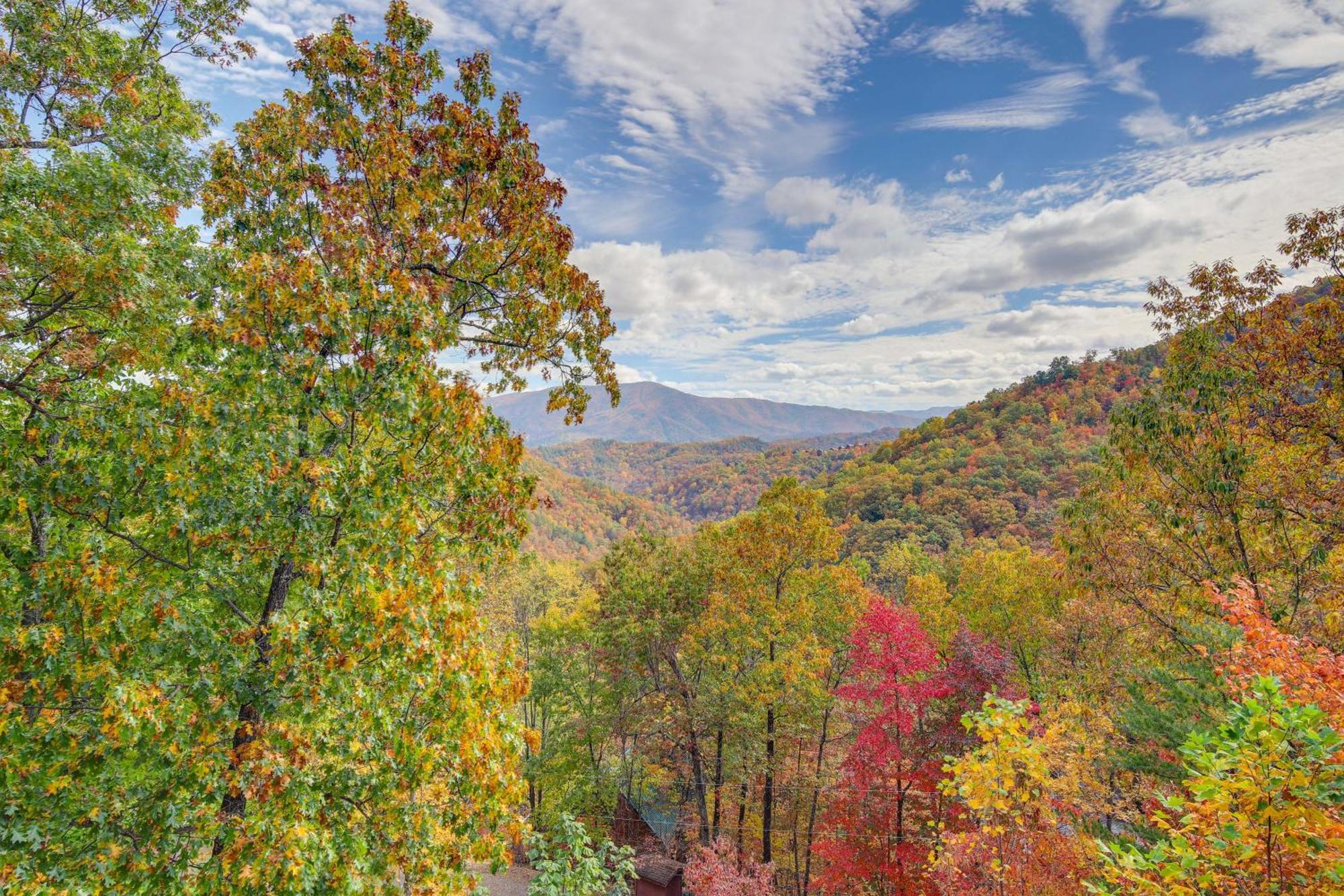 Above And Beyond Pigeon Forge Cabin With Prime Views! Zewnętrze zdjęcie